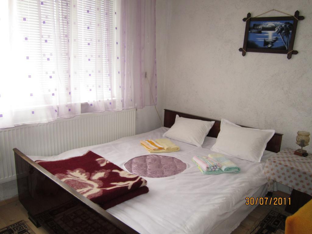 Kristal Guest House 트리그라드 객실 사진